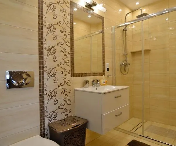 Piotr I Paweł 8 Os Deluxe 2 Poziomy Krynica Morska